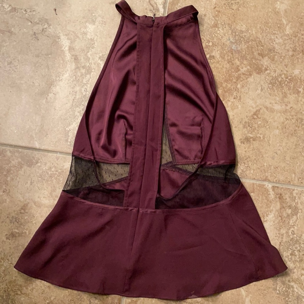 Crop top brand new never wore tag is missing